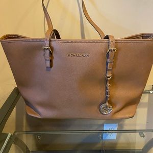 Michael Kors Jet Med Tote perfect inside/out